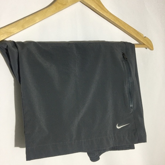 Nike Shorts - Picture 2 of 3